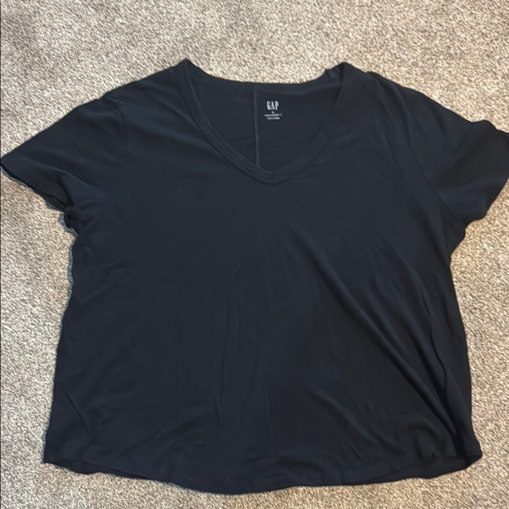 GAP Women's Black V-Neck Top